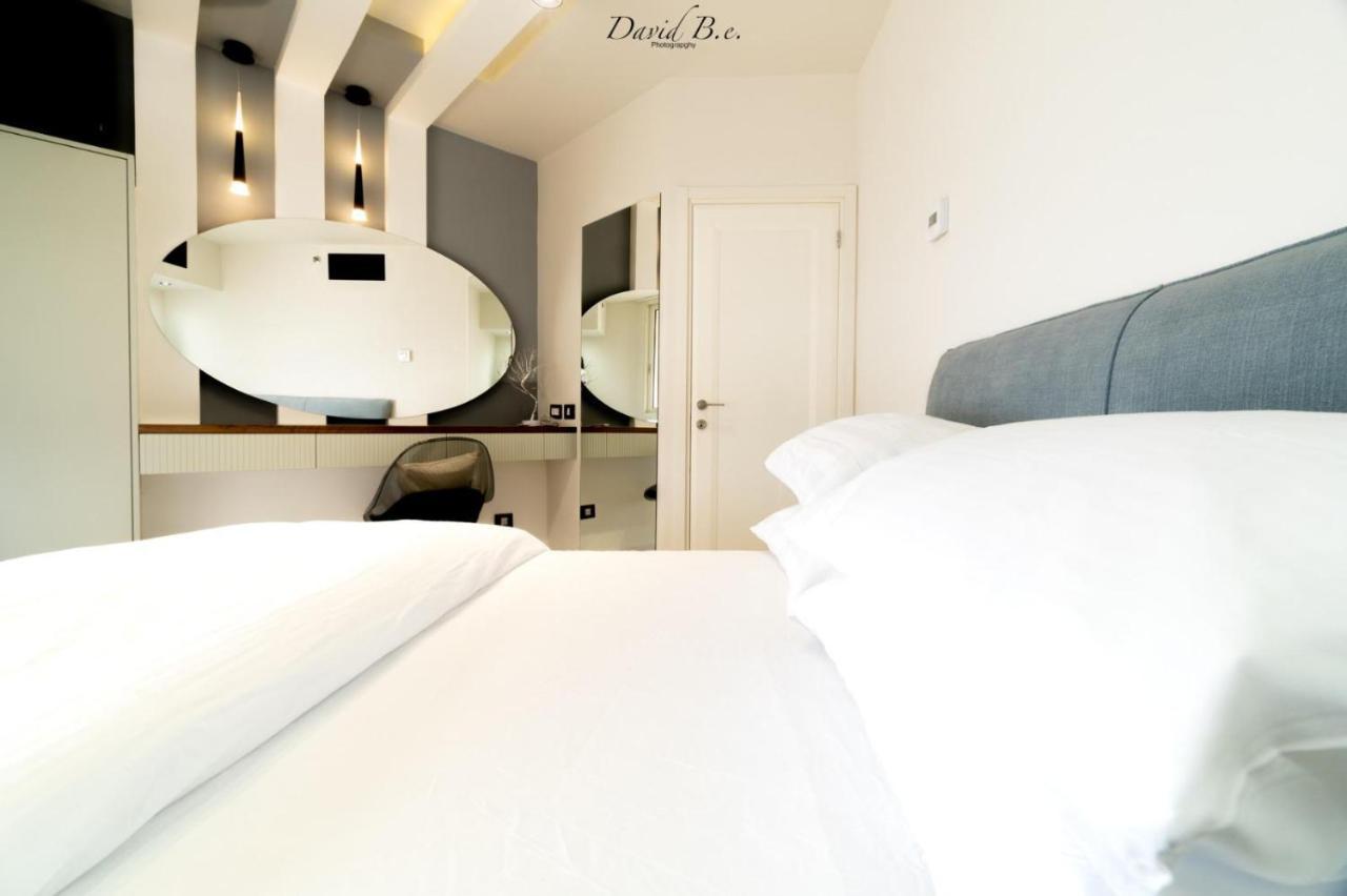 סוויטת אהבה מתוקה על הים-Sweet Love Suite On The Sea Bat Yam Extérieur photo