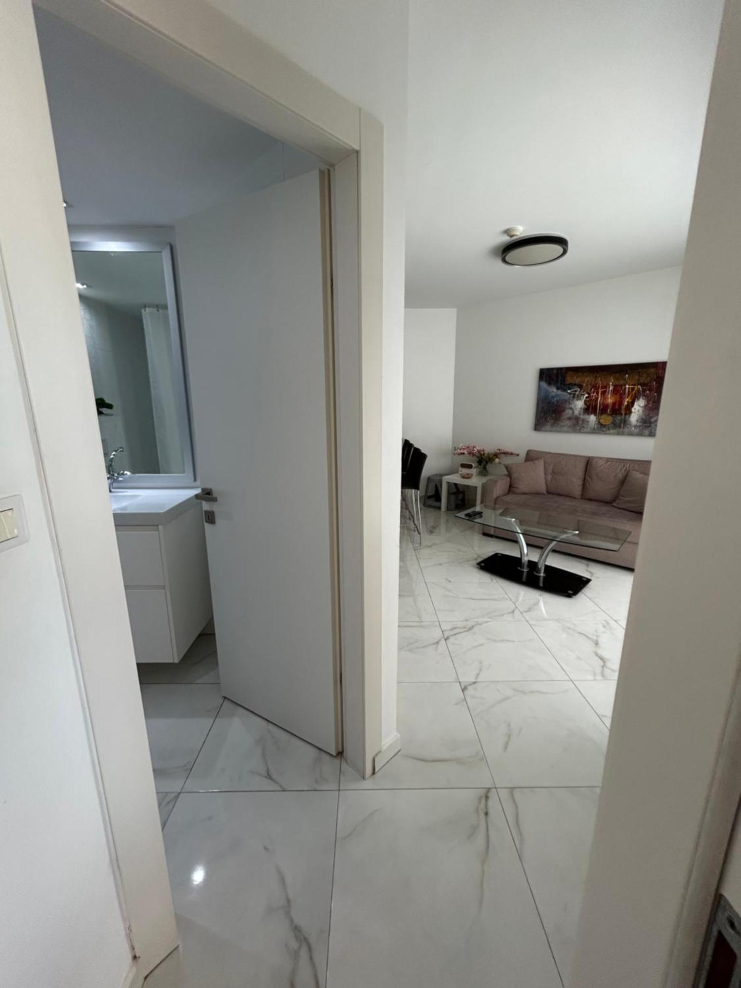 סוויטת אהבה מתוקה על הים-Sweet Love Suite On The Sea Bat Yam Extérieur photo