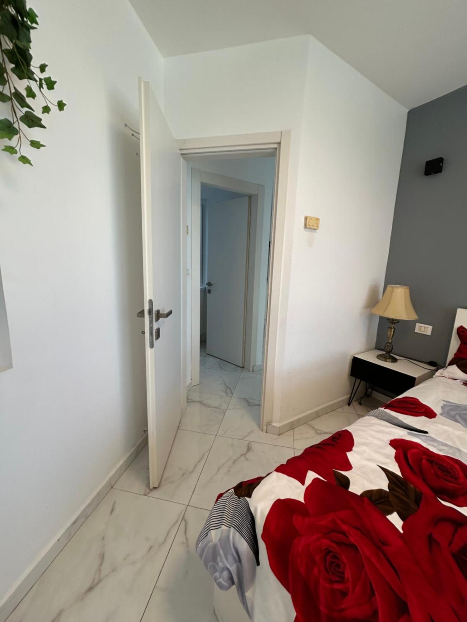 סוויטת אהבה מתוקה על הים-Sweet Love Suite On The Sea Bat Yam Extérieur photo