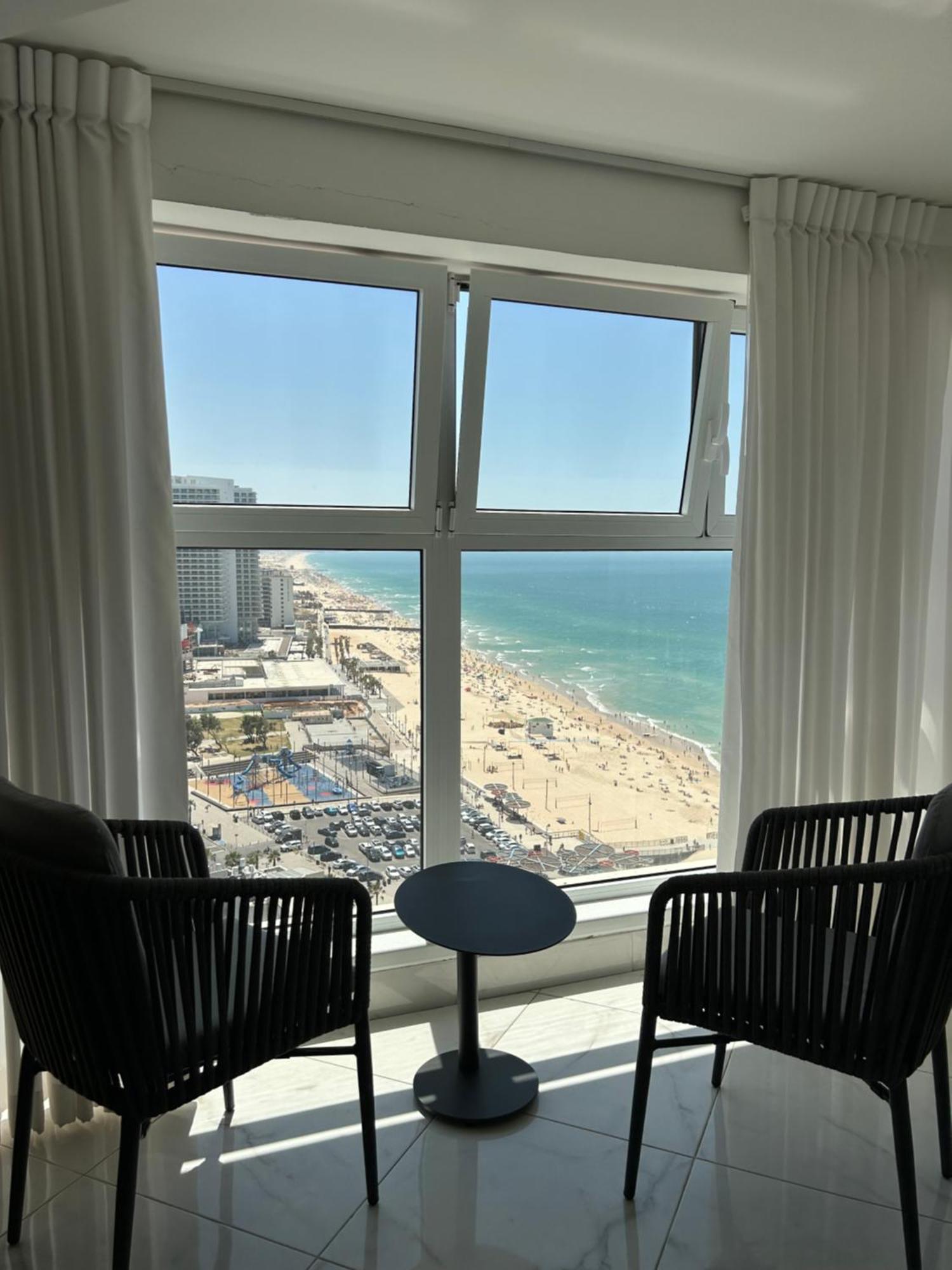 סוויטת אהבה מתוקה על הים-Sweet Love Suite On The Sea Bat Yam Extérieur photo