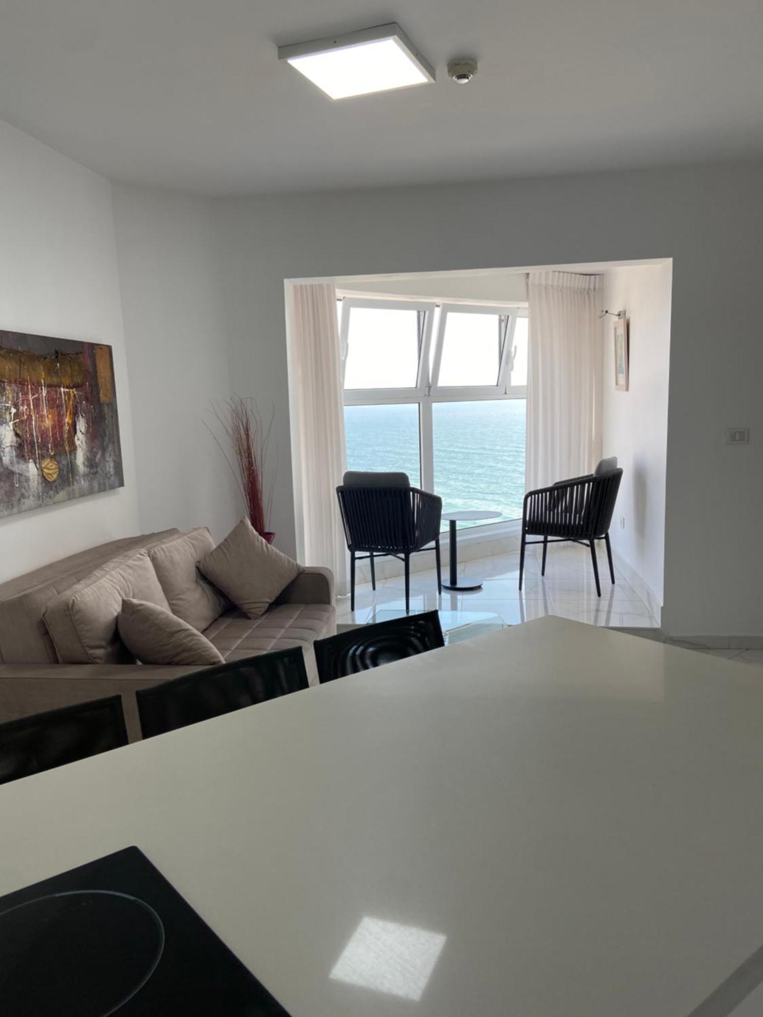 סוויטת אהבה מתוקה על הים-Sweet Love Suite On The Sea Bat Yam Extérieur photo